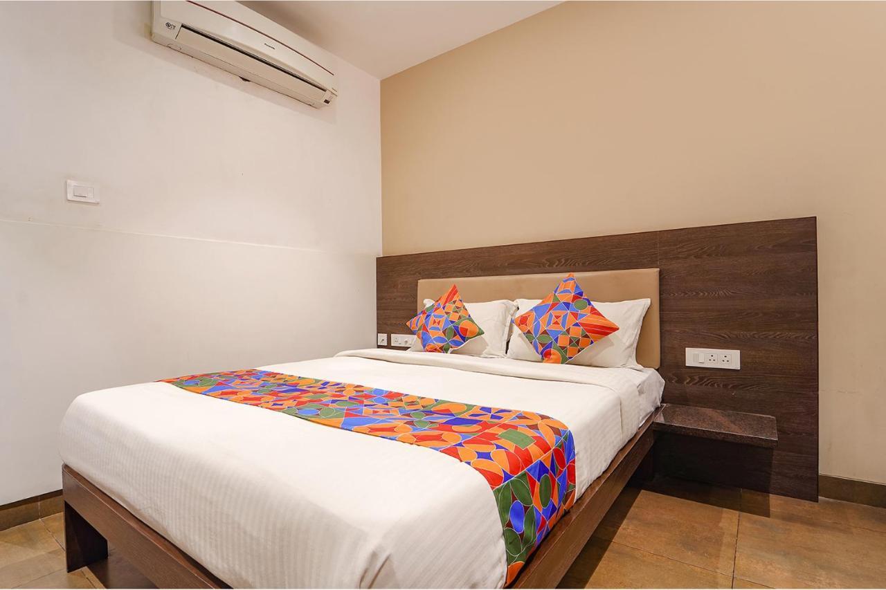 Fabhotel Karpagam - 900M From Nehru Stadium Coimbatore Exteriör bild